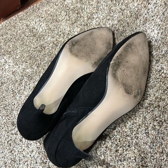 Nanette Lepore suede ankle booties with rhinestone design 10M - Picture 5 of 6